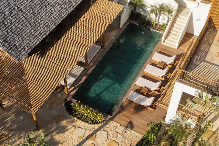 Pool 78 of 122
