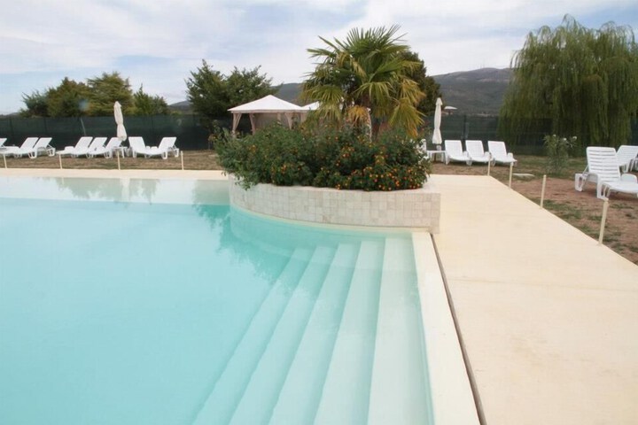 Pool 33 of 88