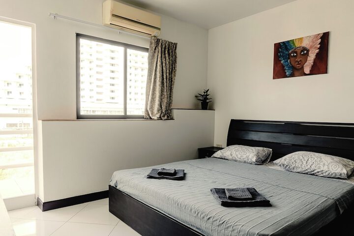 Room 10 of 74