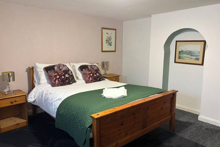 Room 14 of 48