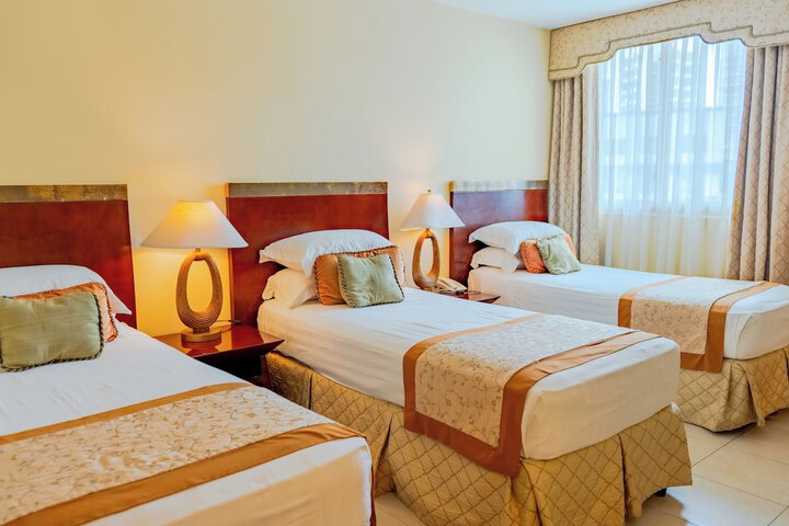 Room 8 of 24