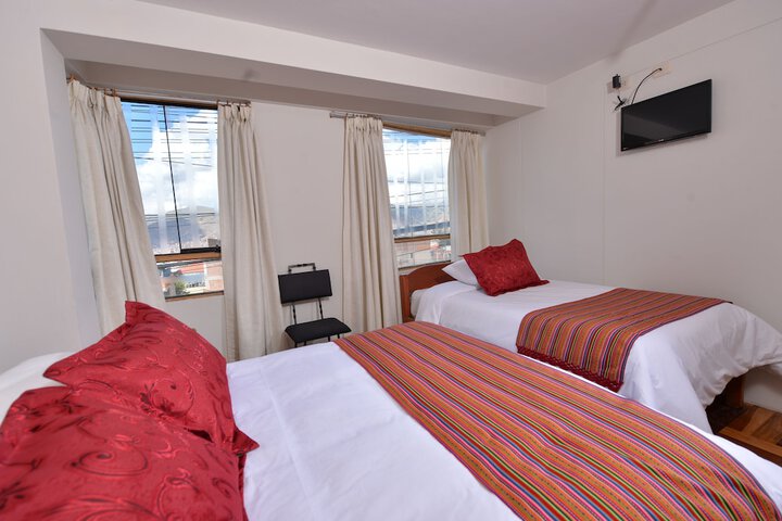 Room 12 of 48