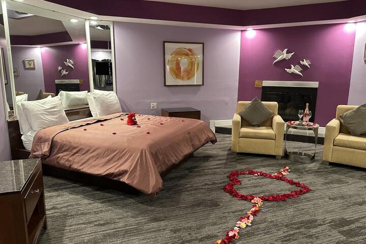Room 13 of 284