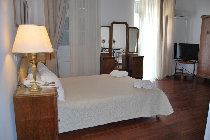 Room 43 of 91