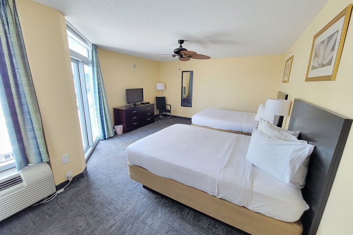Room 5 of 71
