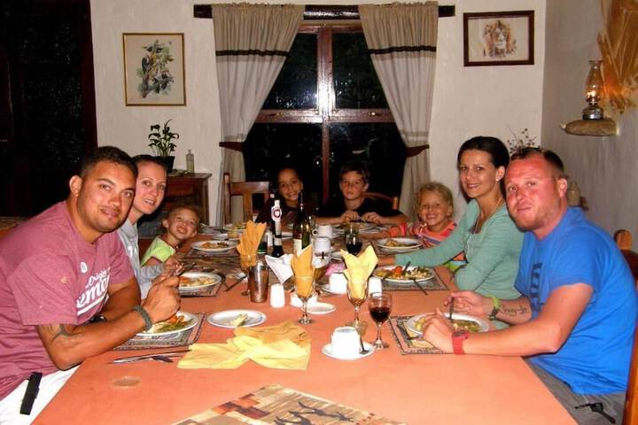 Dining 38 of 61