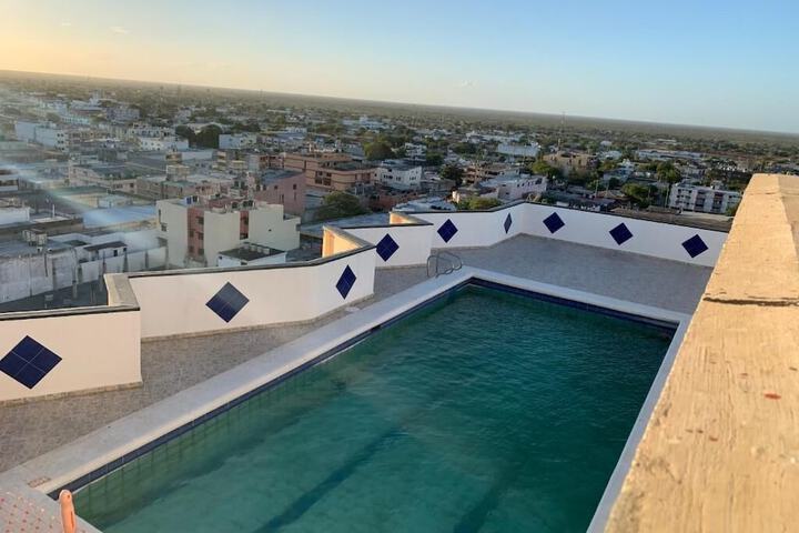 Pool 58 of 76