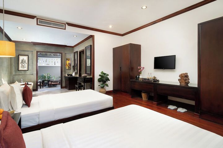 Room 49 of 122