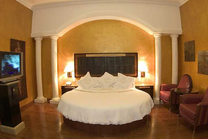 Room 3 of 19