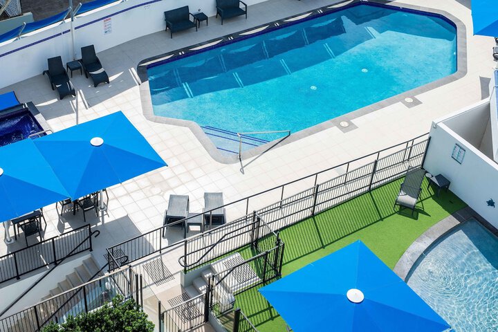 Pool 267 of 297