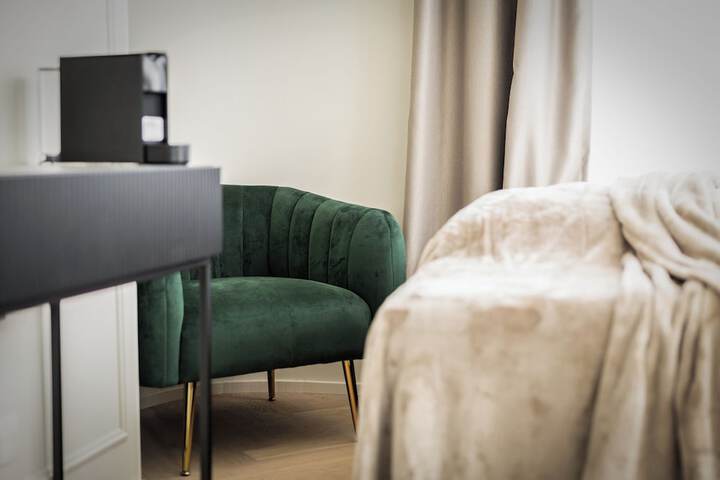 Room 14 of 36