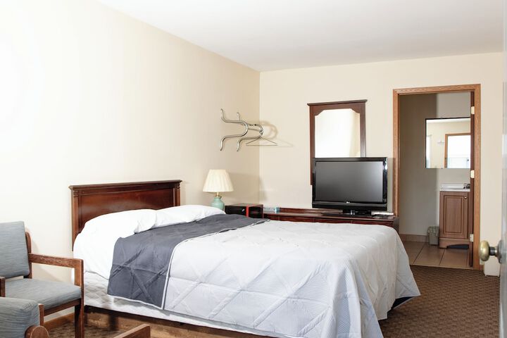 Room 20 of 38
