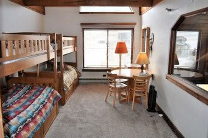Room 47 of 138
