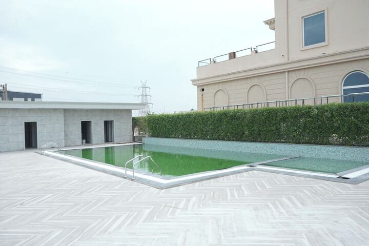 Pool 16 of 36