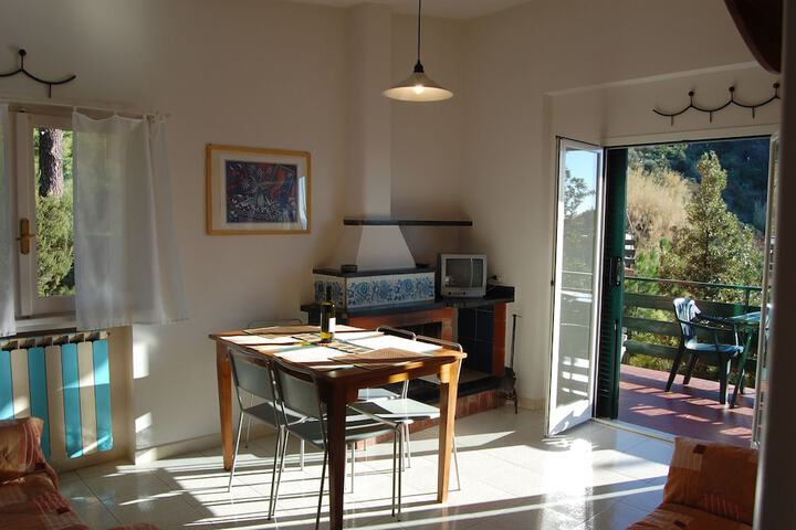 Room 12 of 42