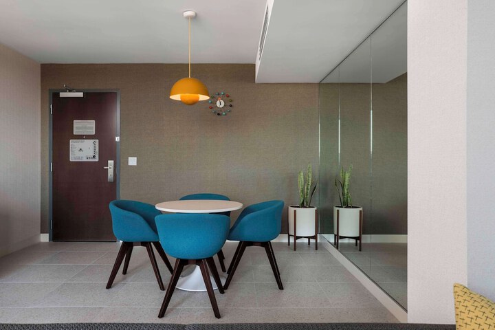 Room 15 of 71