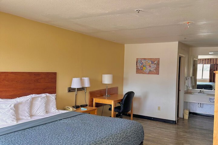 Room 26 of 44
