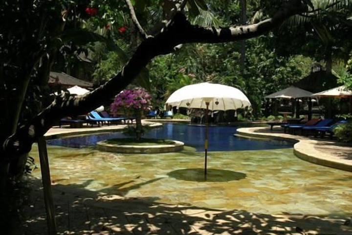 Pool 46 of 68