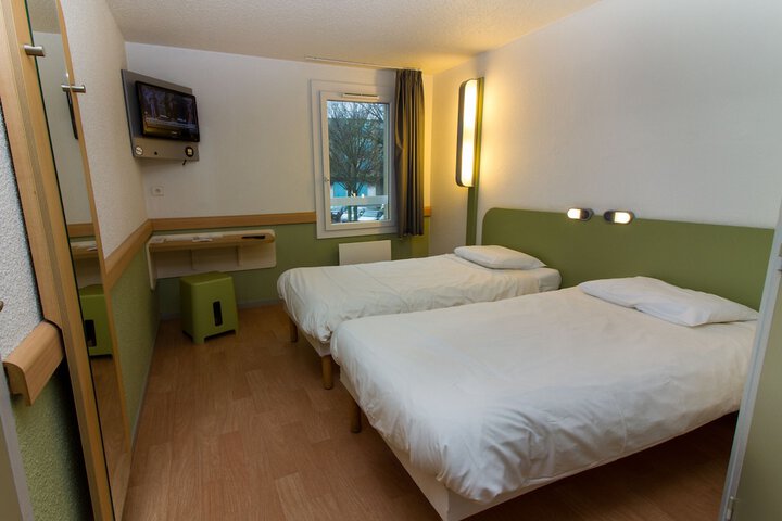 Room 16 of 59