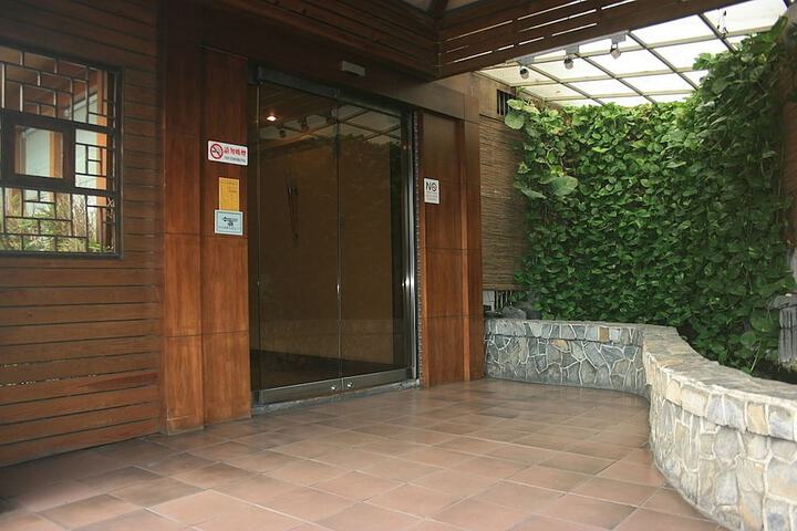 Hotel 2 of 10