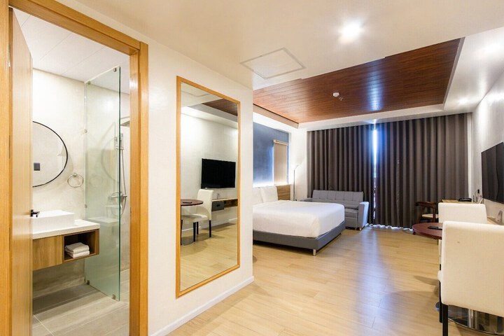 Room 19 of 36