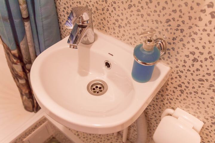 Room 63 of 73