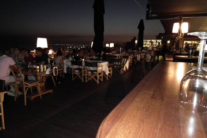 Dining 57 of 64