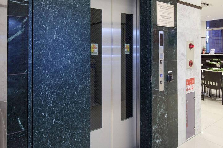 Elevator