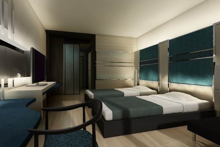 Room 14 of 60
