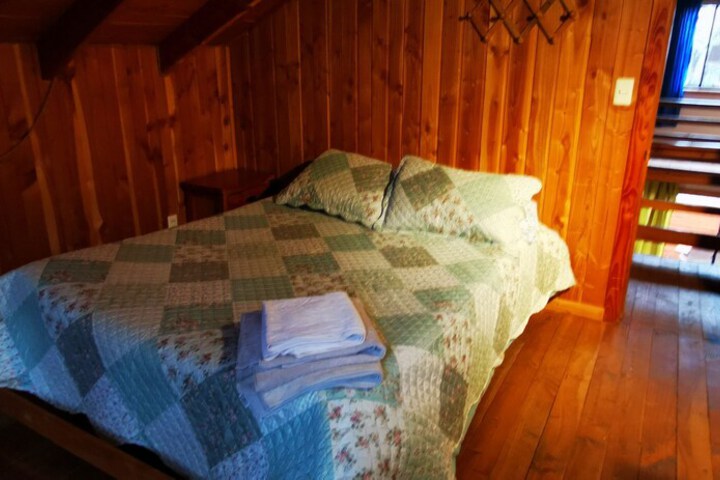 Room 2 of 20