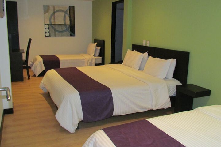 Room 20 of 38