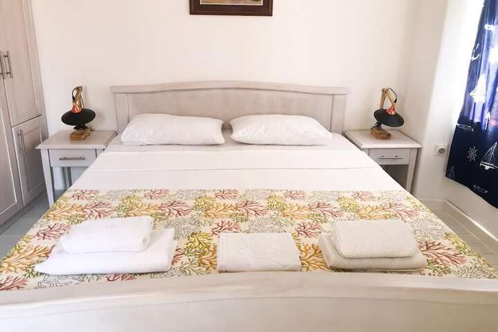 Room 14 of 75