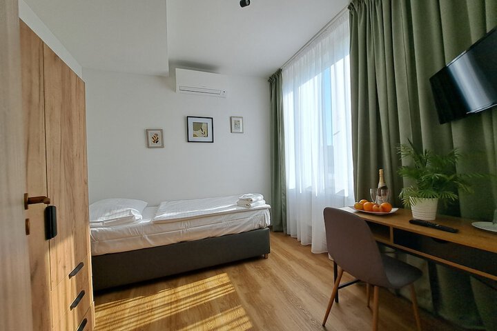 Room 13 of 51