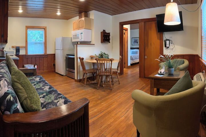 Room 30 of 54