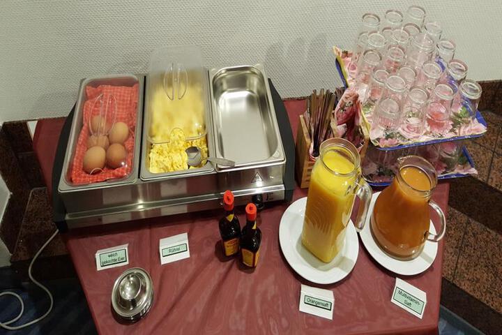 LOEWEN HOTEL ARIAN