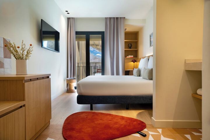 Room 47 of 109