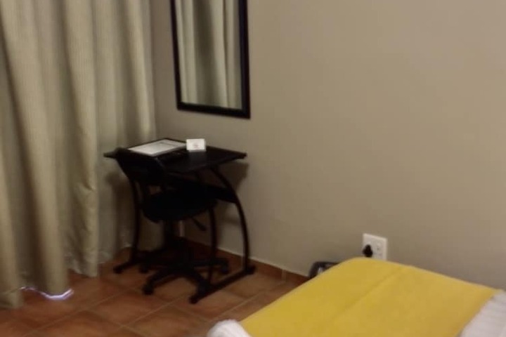 Room 4 of 43