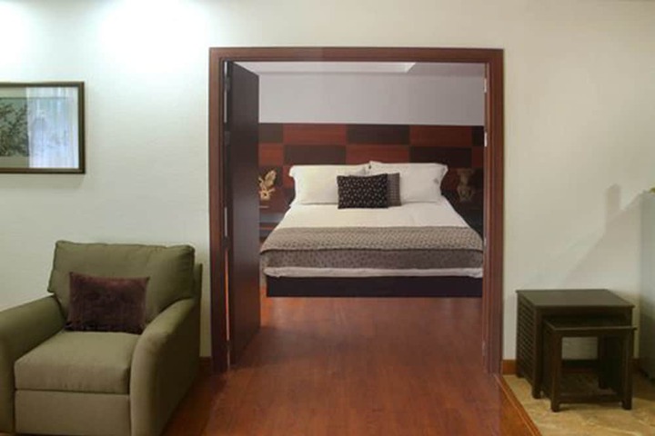 Room 16 of 62