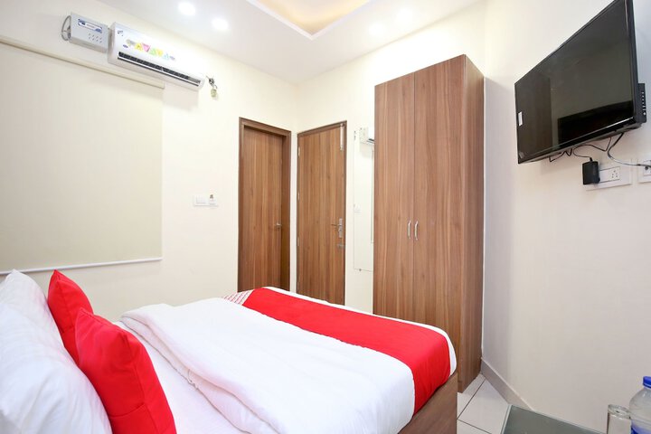 Room 5 of 22
