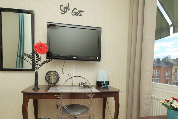 Room 21 of 48