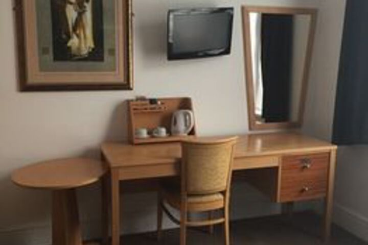 Room 29 of 37