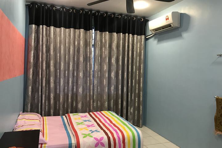 Room 26 of 37