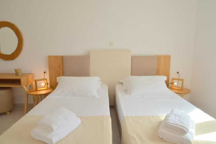 Room 5 of 34