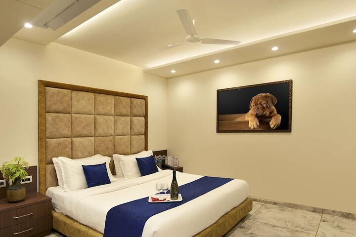 Room 48 of 154