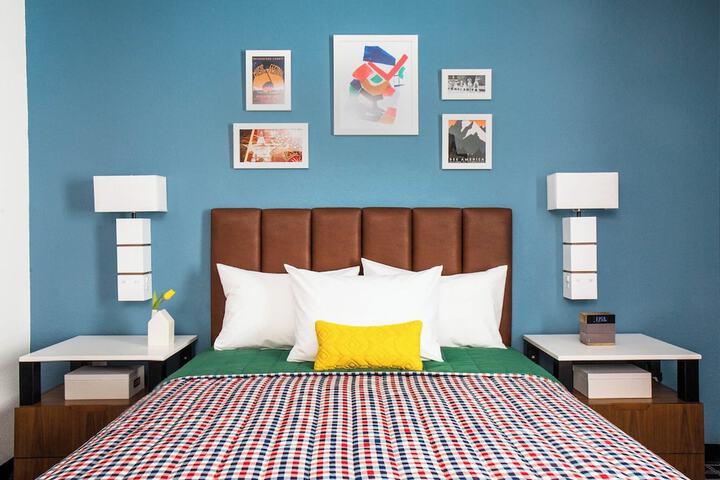 Room 15 of 35