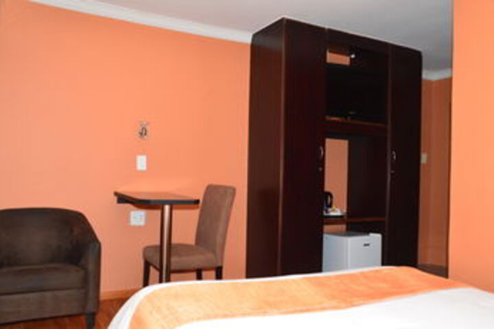 Room 28 of 41