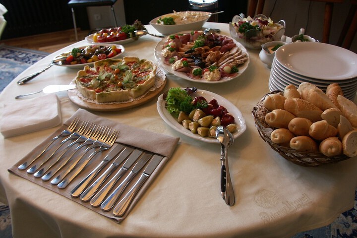 Breakfast/Coffee Service 15 of 34