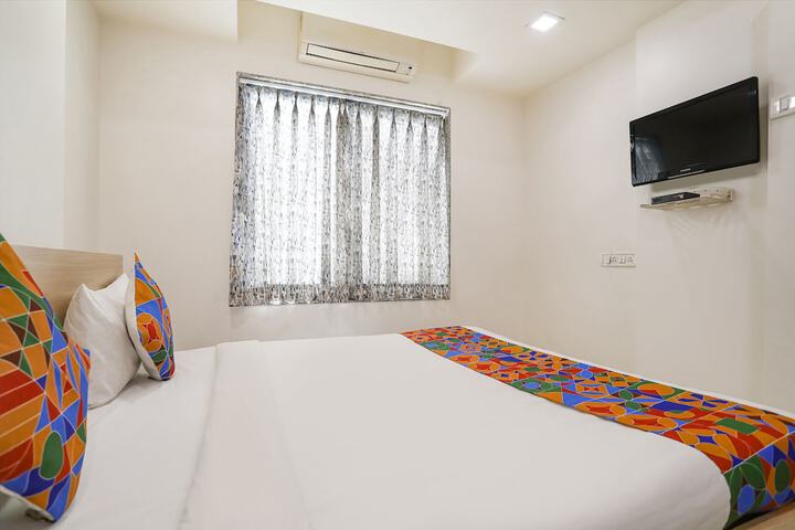 Room 19 of 40