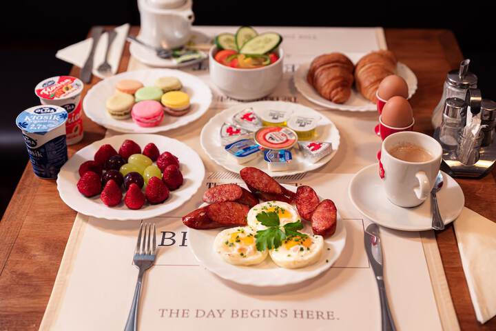Breakfast buffet