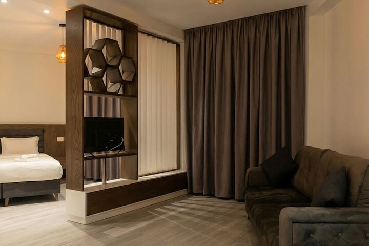 Room 11 of 57